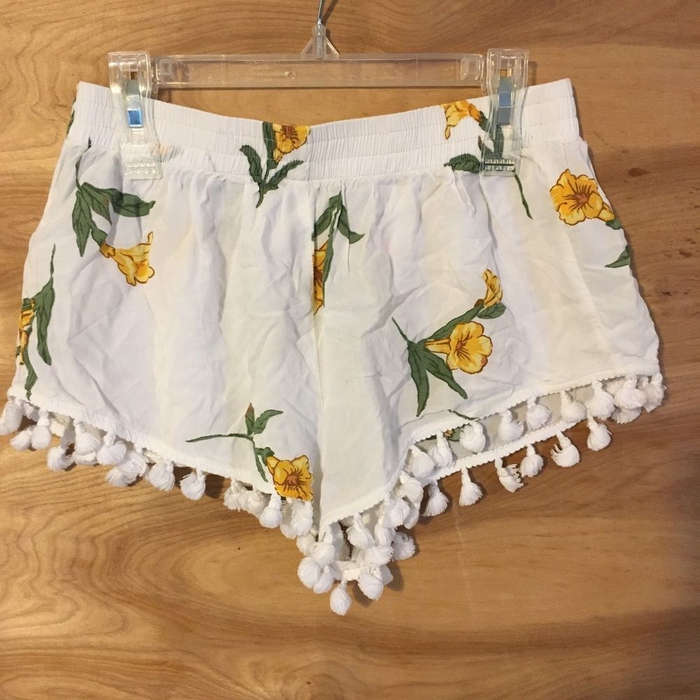 Forever 21 Sz Small shorts Floral pom pom fringe